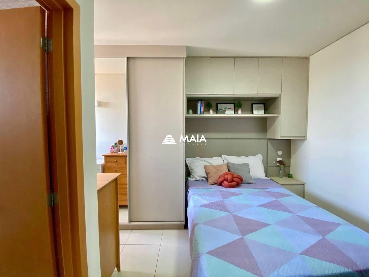 Apartamento à venda no Mercês: 