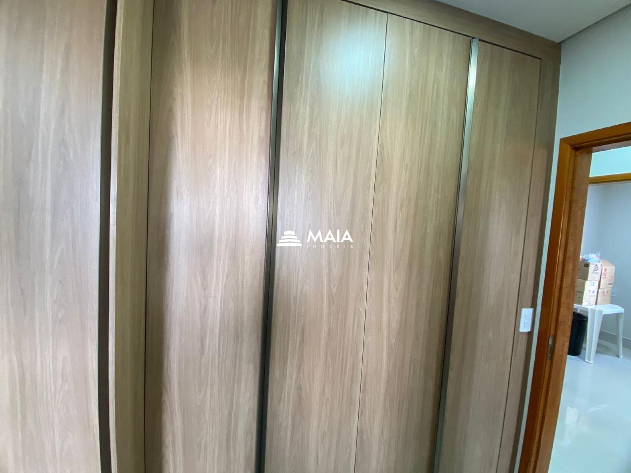 Apartamento à venda no Mercês: 