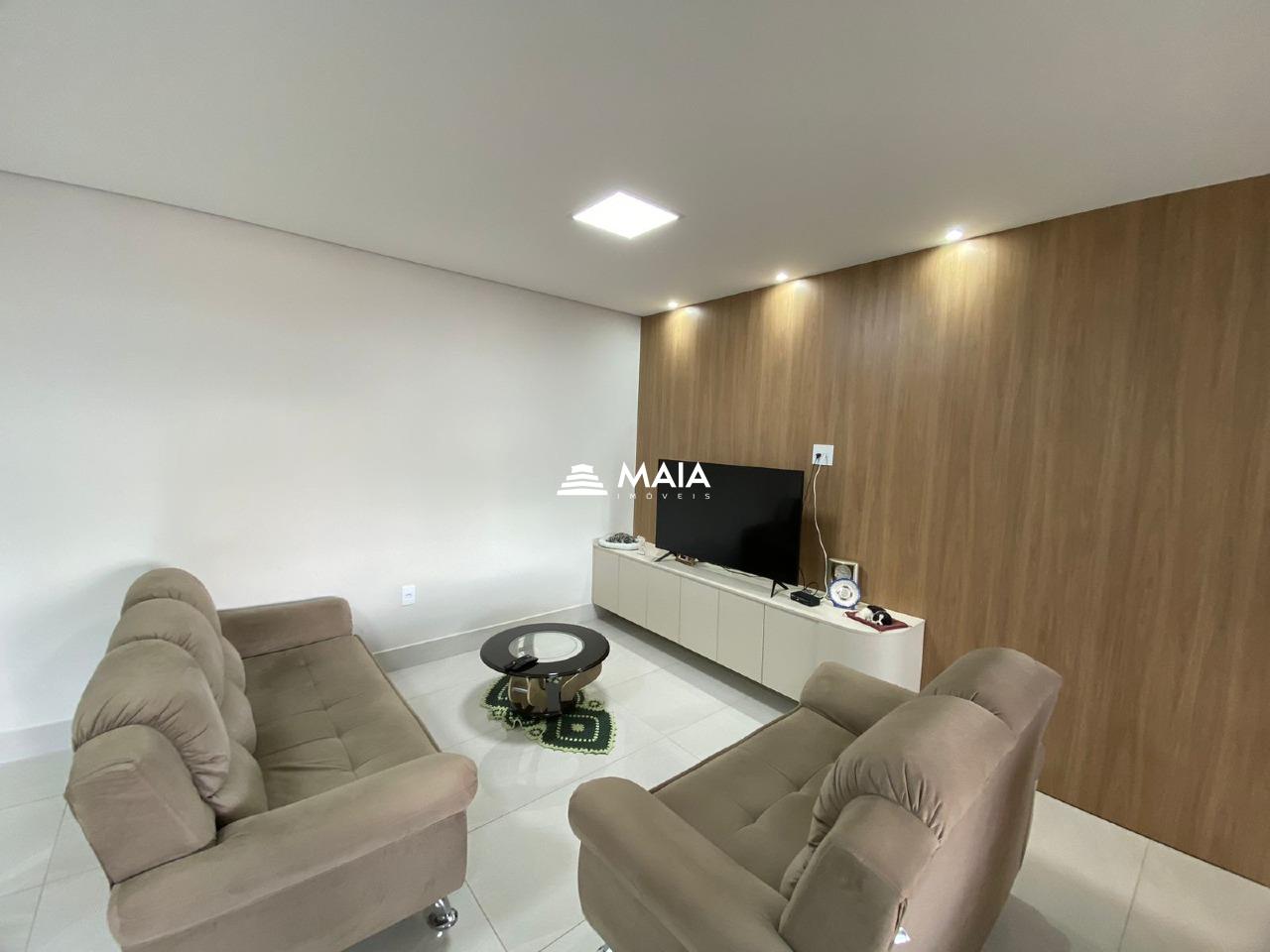 Apartamento à venda no Mercês: 