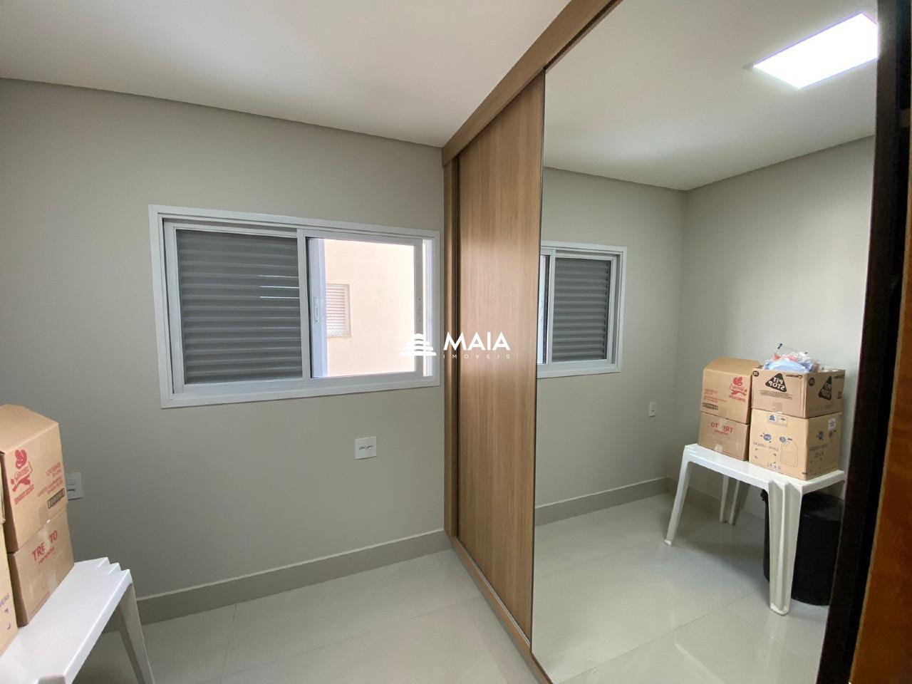 Apartamento à venda no Mercês: 