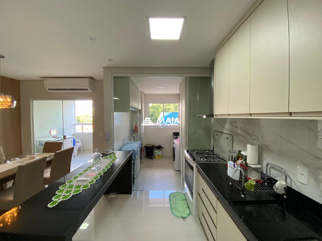 Apartamento à venda no Mercês: 