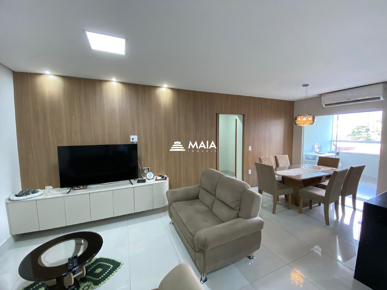 Apartamento à venda no Mercês: 