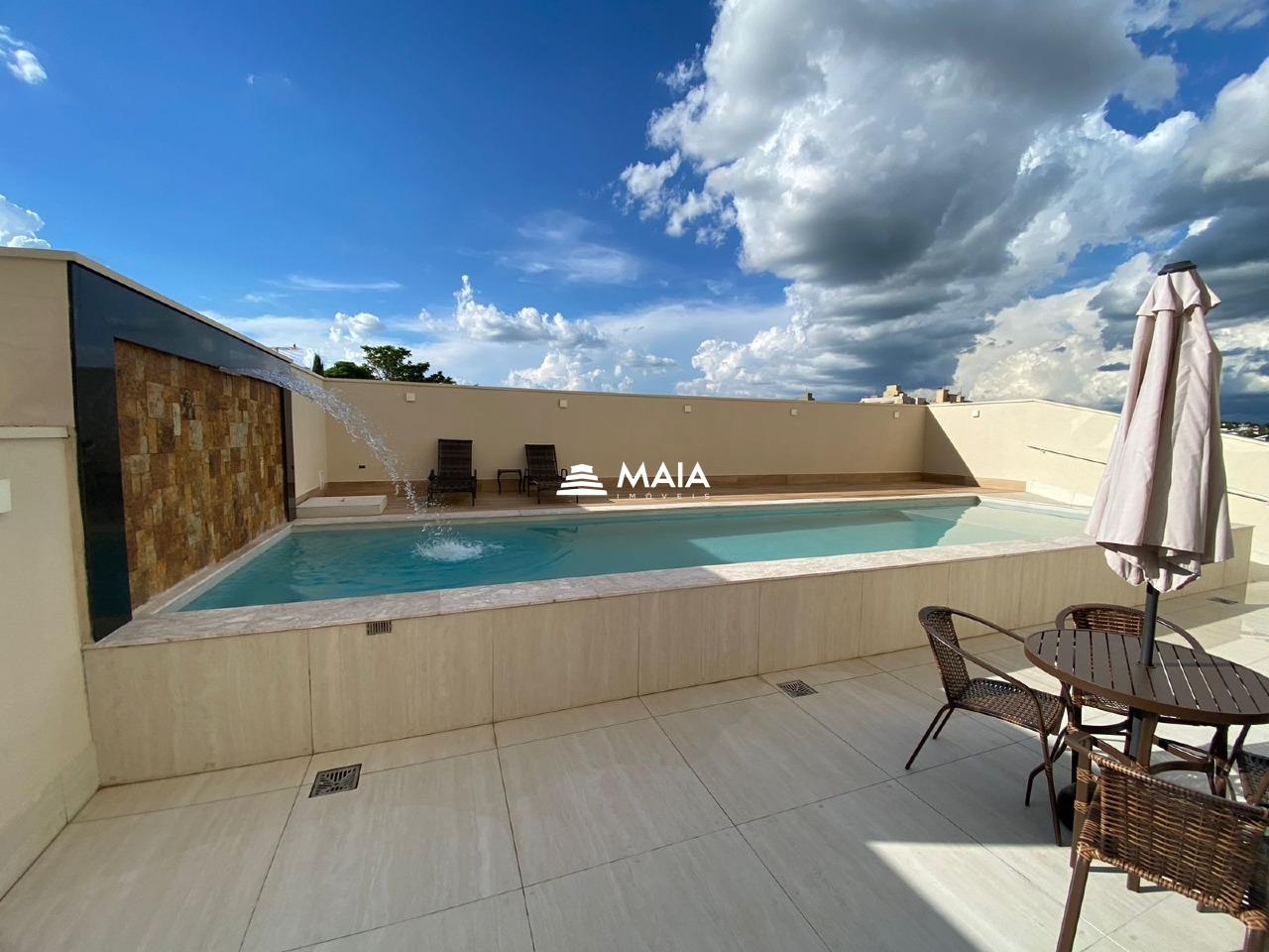 Apartamento à venda no Mercês: 