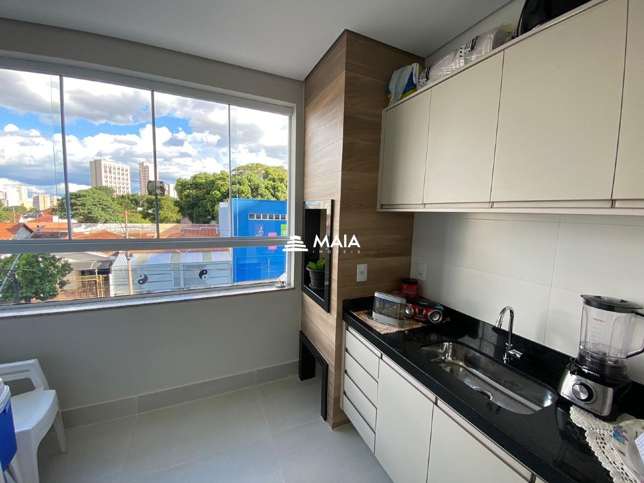 Apartamento à venda no Mercês: 