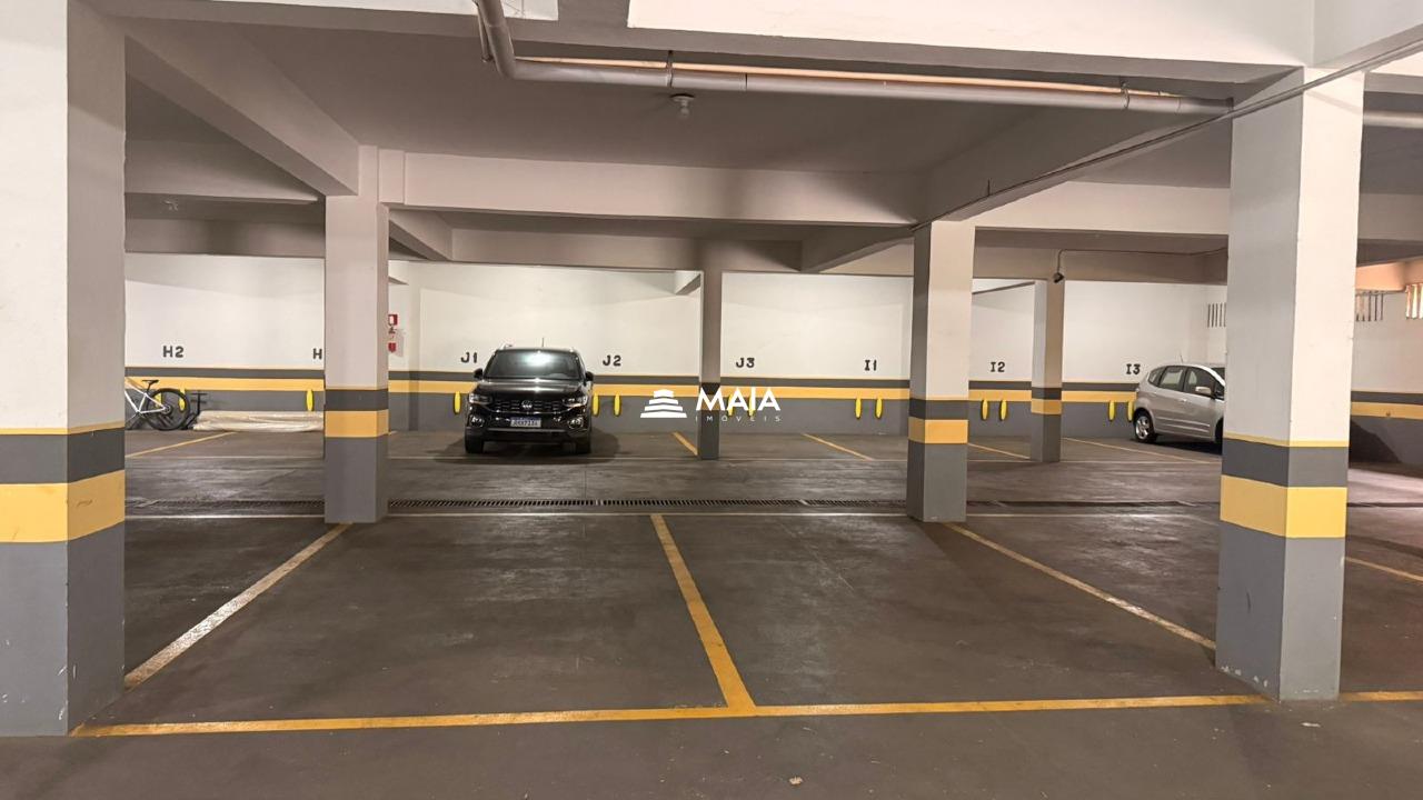 Apartamento à venda no Mercês: 