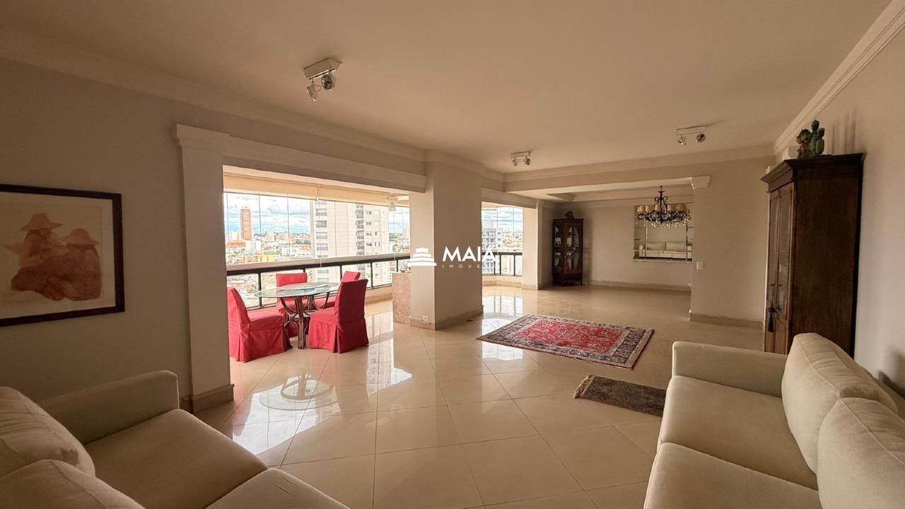 Apartamento à venda no Mercês: 