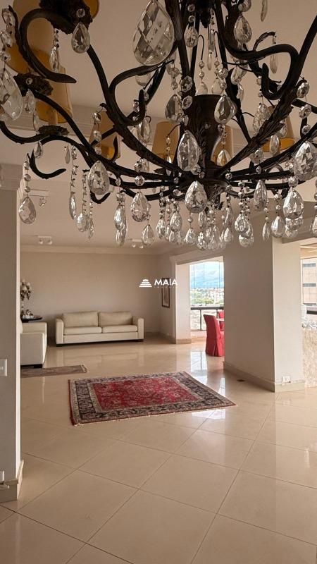 Apartamento à venda no Mercês: 