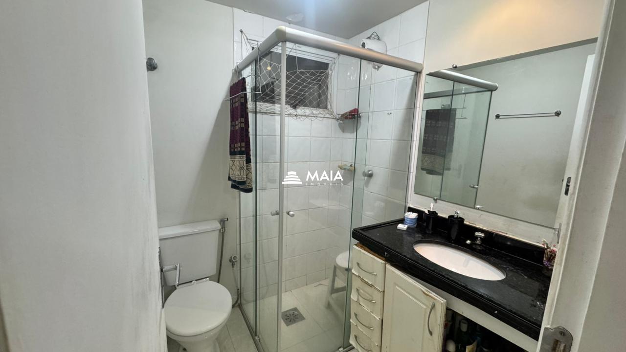 Apartamento à venda no Mercês: 