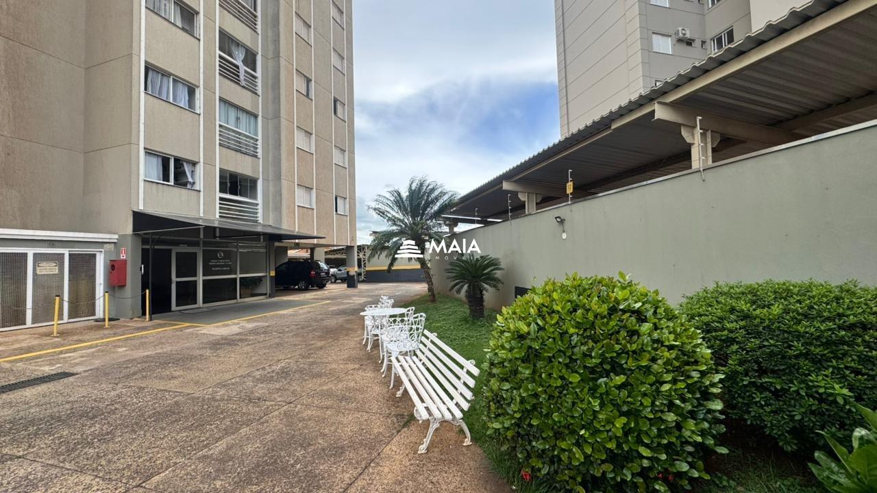 Apartamento à venda no Mercês: 