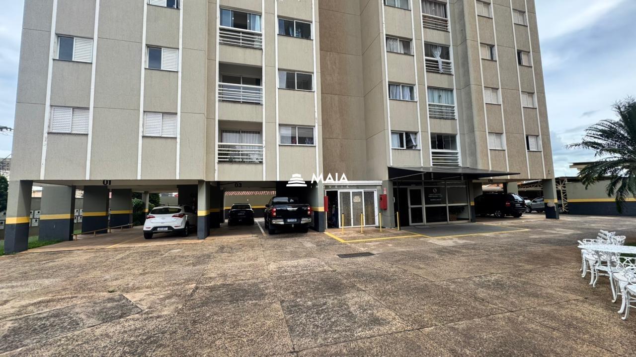 Apartamento à venda no Mercês: 