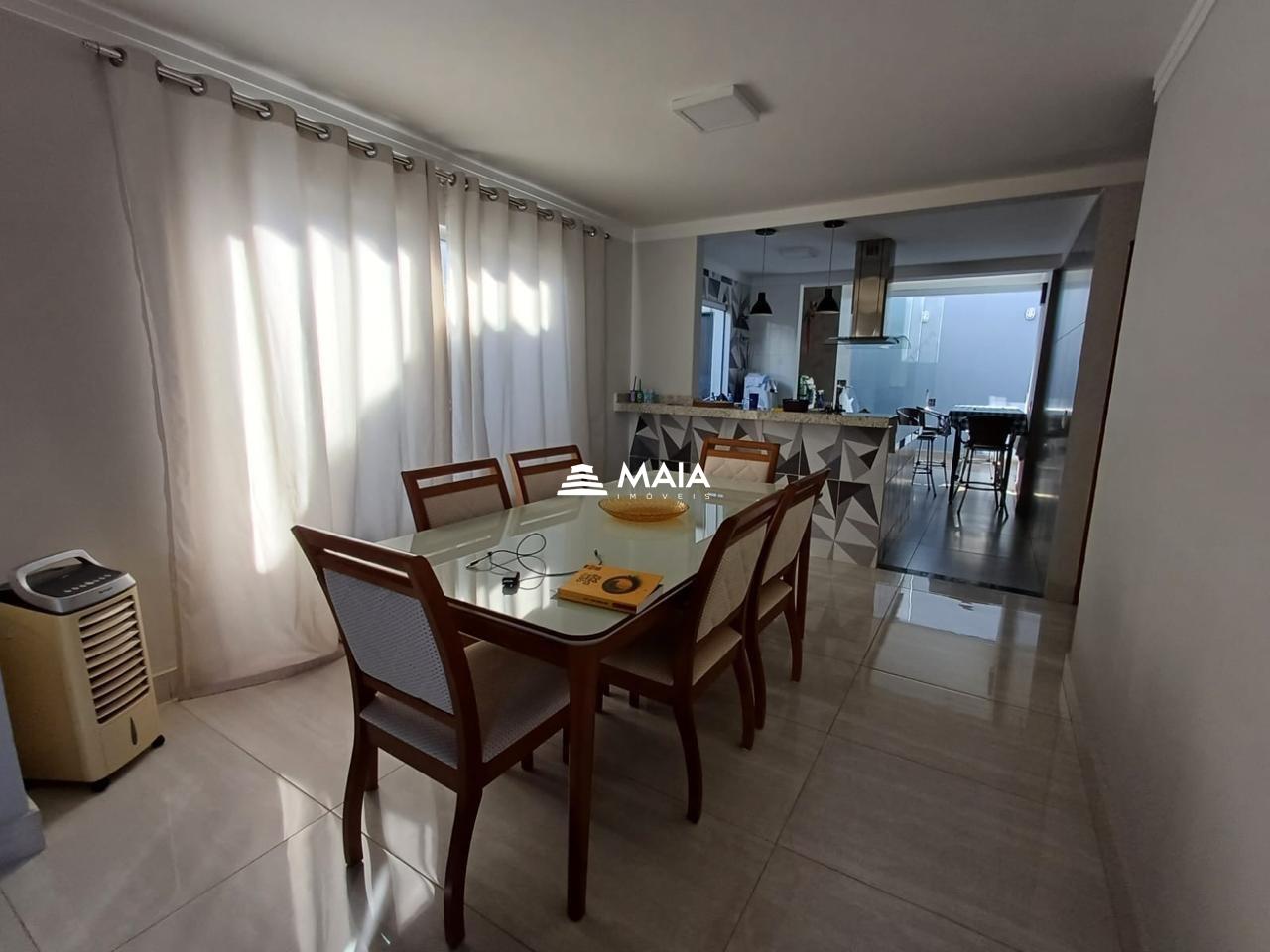 Casa à venda no Beija Flor II: 