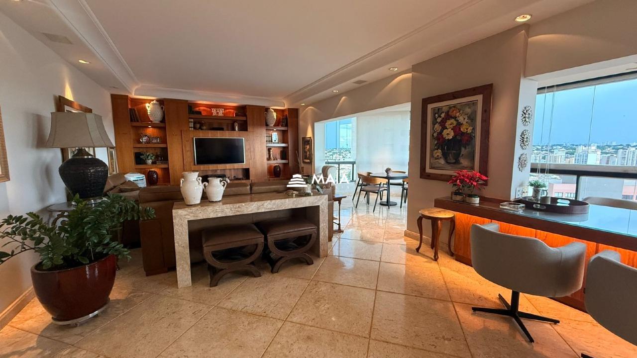 Apartamento à venda no Mercês: 