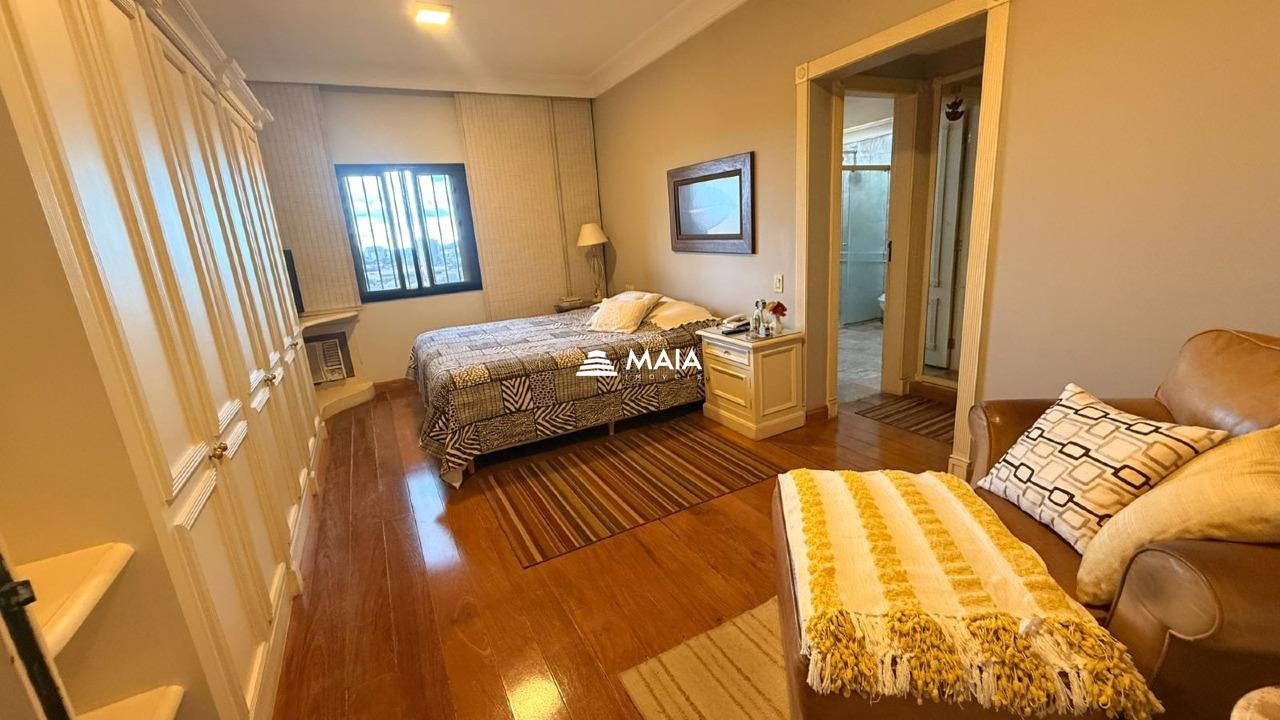 Apartamento à venda no Mercês: 