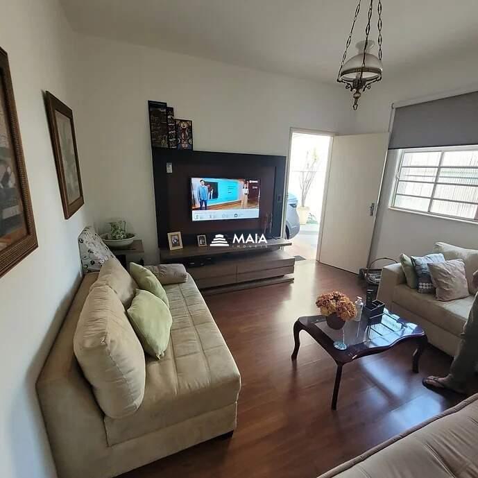 Casa à venda no bairro Mercês