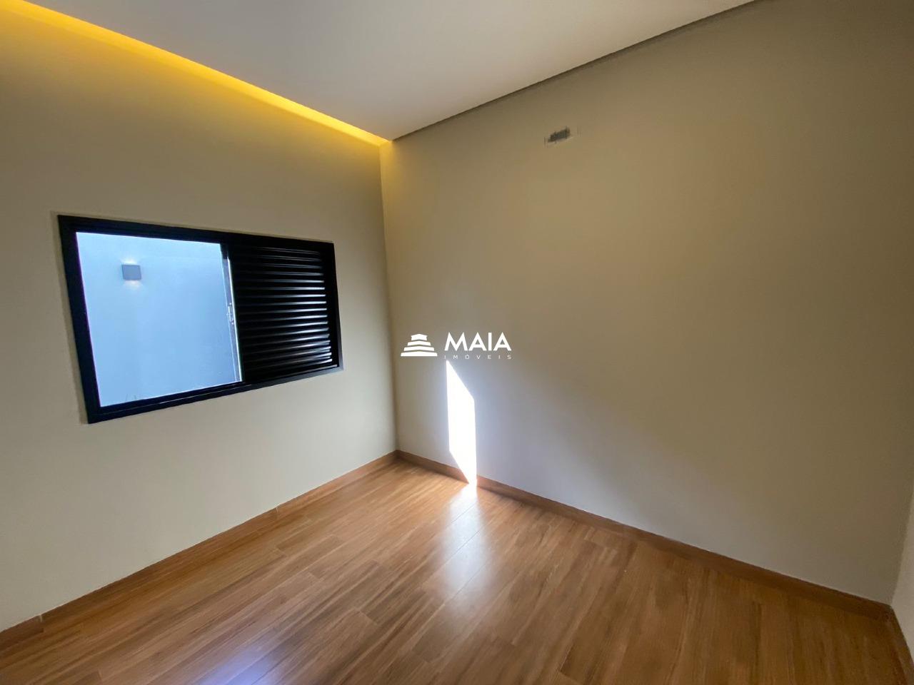 Casa à venda no Beija Flor: 