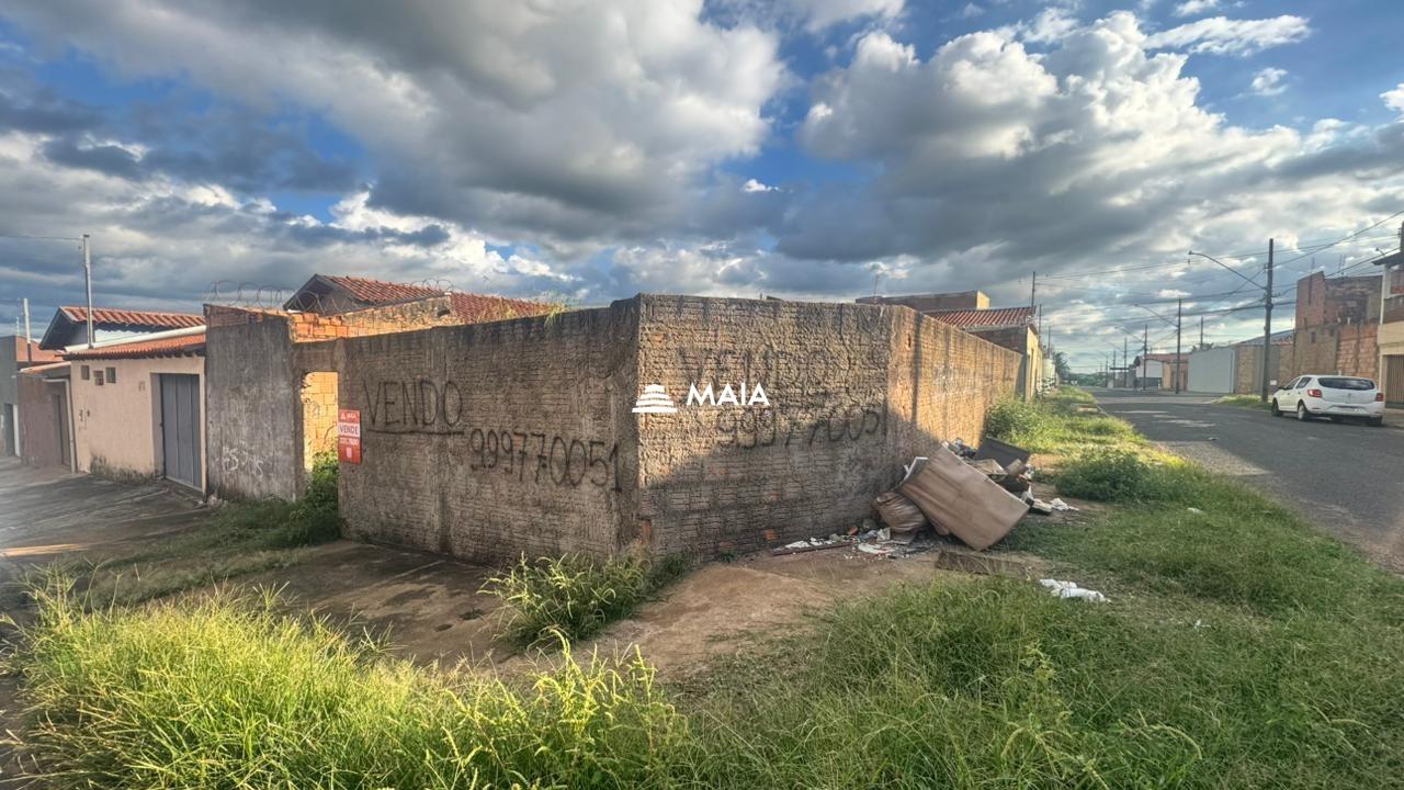 Terreno/Área à venda no Cidade Nova: 