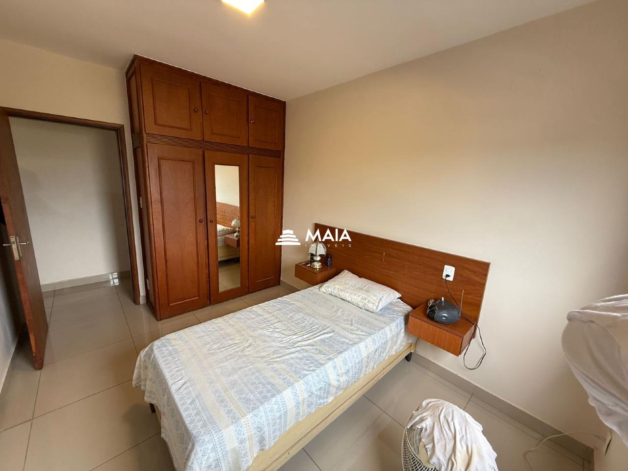 Apartamento à venda no Mercês: 