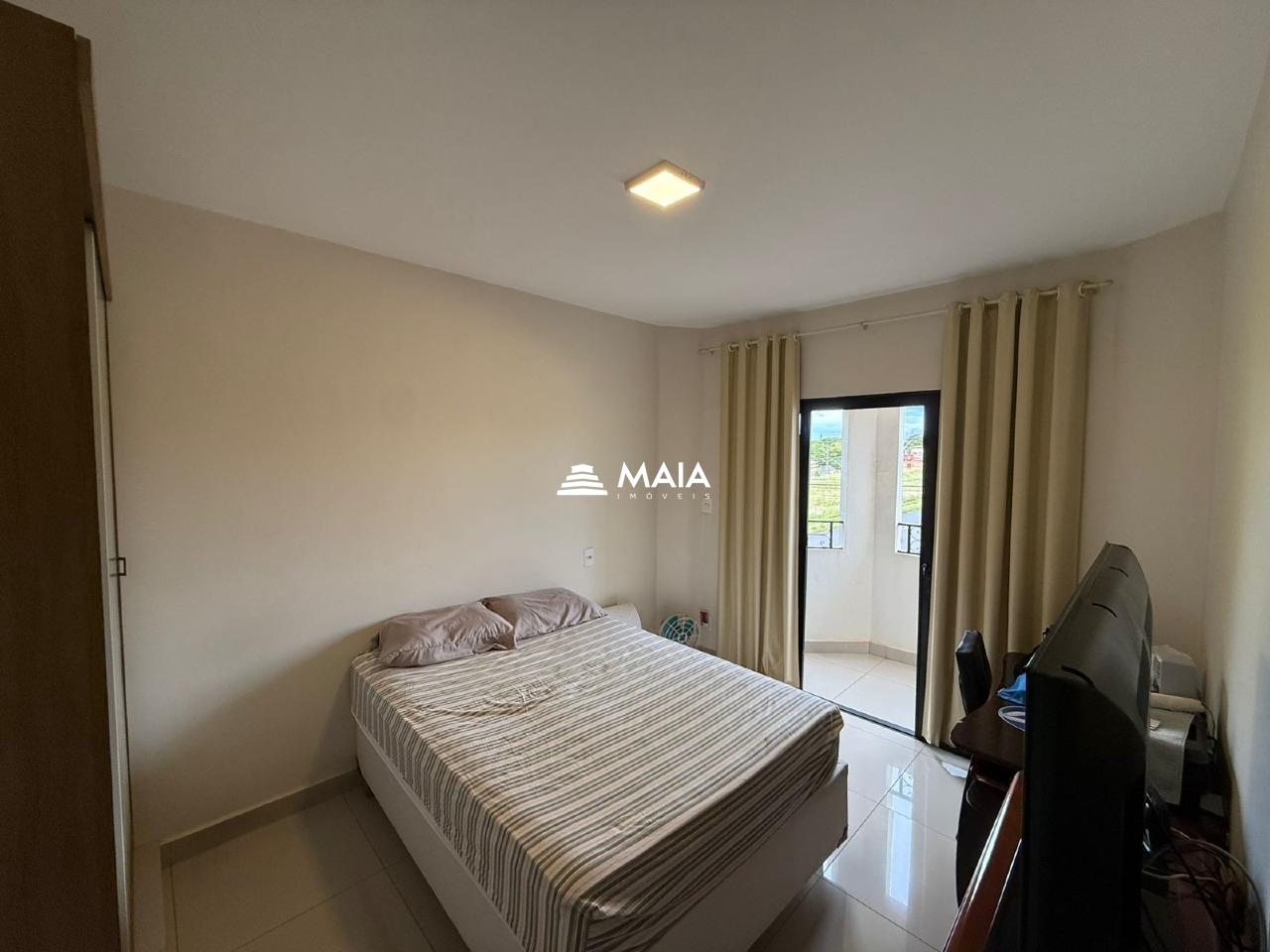 Apartamento à venda no Mercês: 