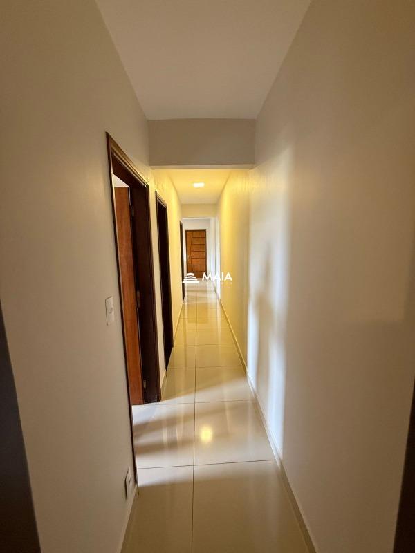 Apartamento à venda no Mercês: 