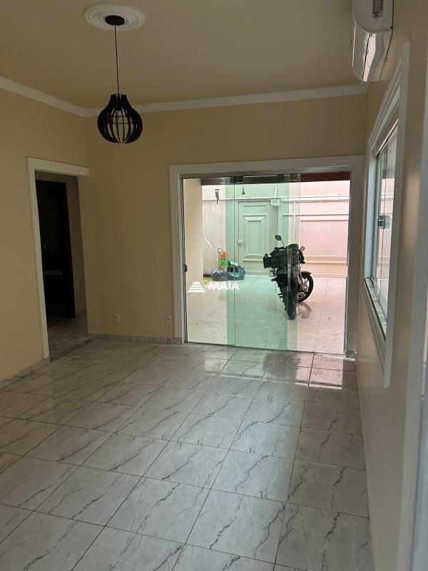 Casa à venda no Jardim Itália: 