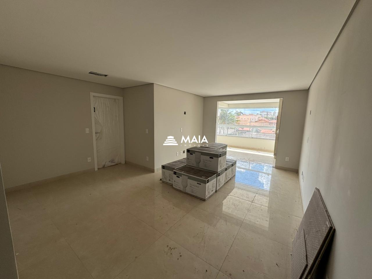 Apartamento à venda no Santa Maria: 