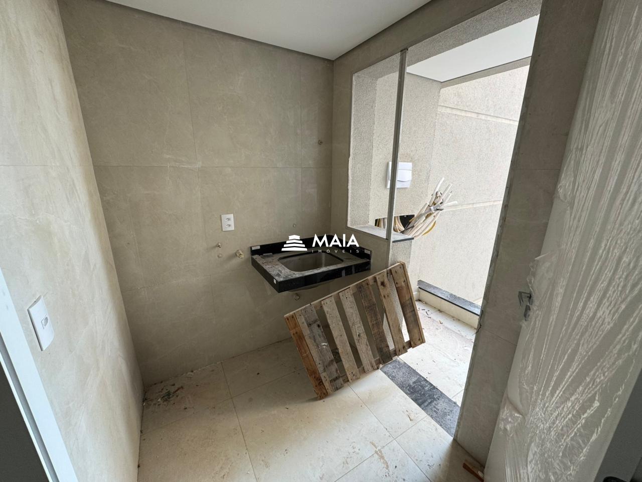 Apartamento à venda no Santa Maria: 