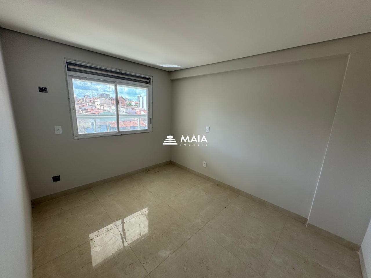 Apartamento à venda no Santa Maria: 