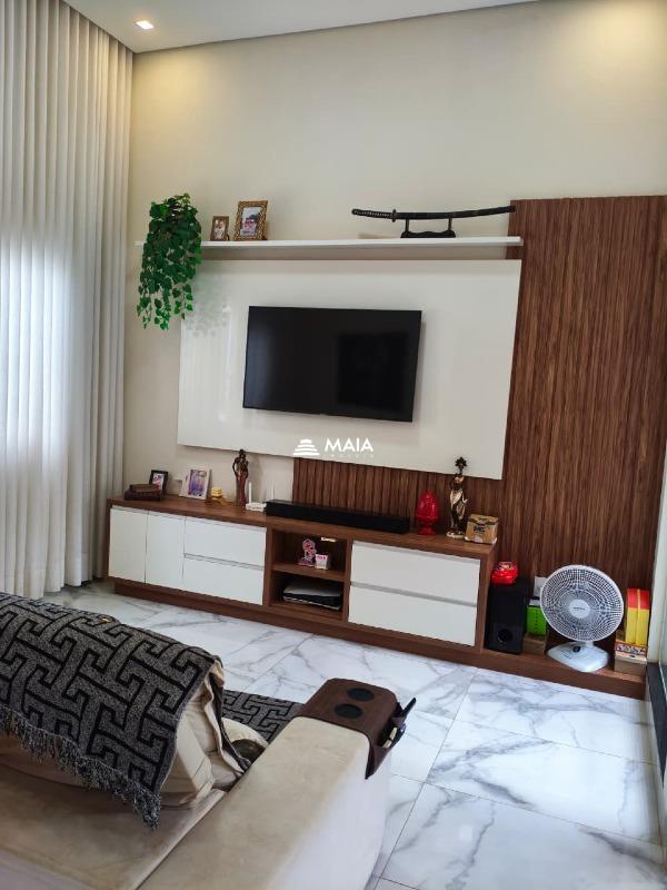 Casa à venda no Parque das Laranjeiras II: 