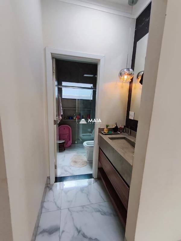 Casa à venda no Parque das Laranjeiras II: 