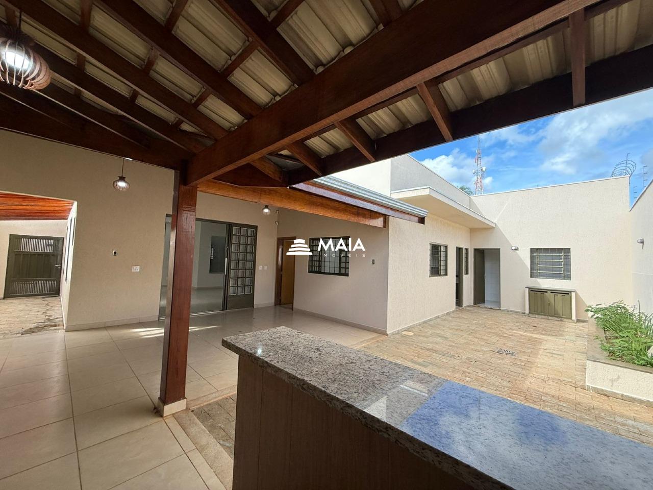 Casa à venda no Parque do Mirante: 