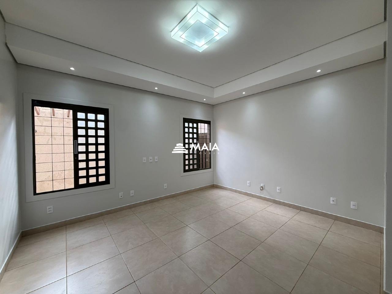 Casa à venda no Parque do Mirante: 