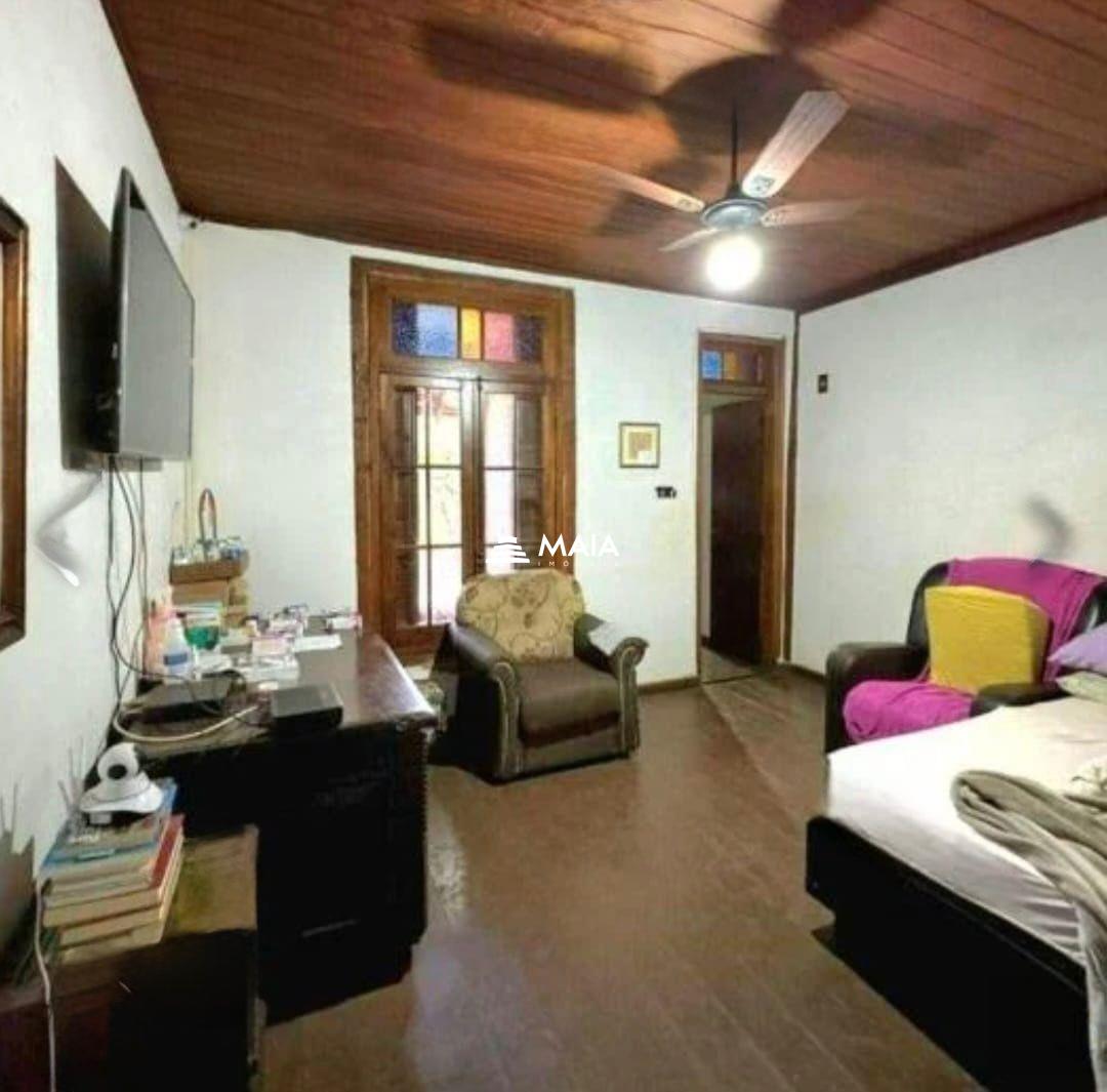 Casa à venda no Jardim Induberaba: 