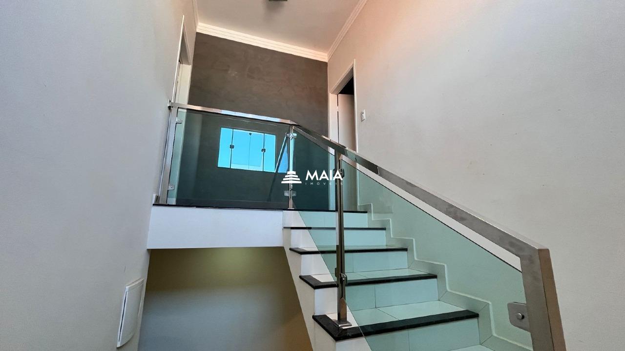 Casa à venda no Jardim Nenê Gomes: 