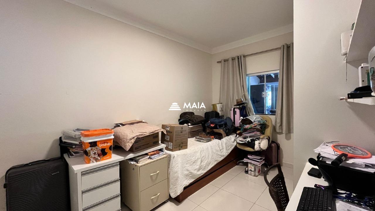 Casa à venda no Jardim Nenê Gomes: 