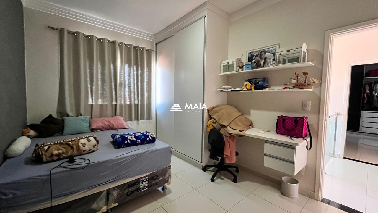 Casa à venda no Jardim Nenê Gomes: 