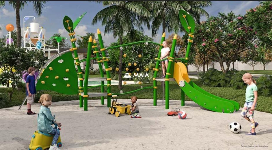 Terreno em Condomínio à venda no Mercês: 