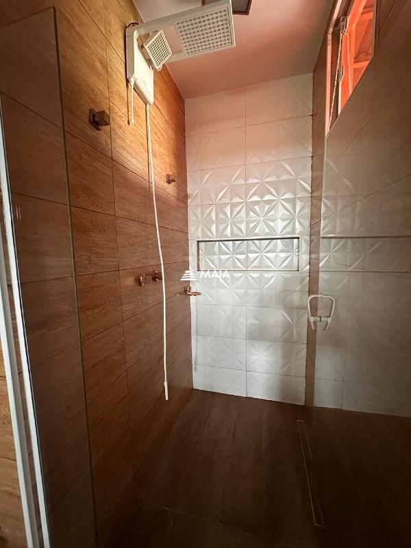 Casa de Condomínio à venda no Portal Beija Flor: 