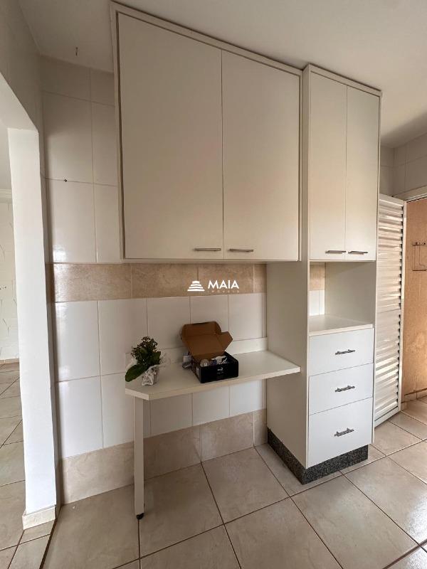 Casa de Condomínio à venda no Portal Beija Flor: 