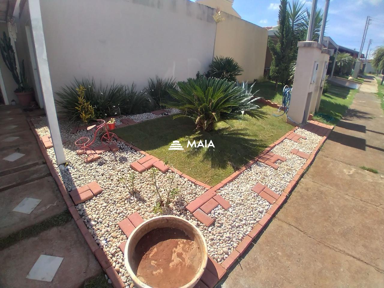 Casa de Condomínio à venda no Portal Beija Flor: 