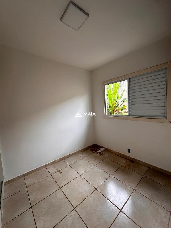 Casa de Condomínio à venda no Portal Beija Flor: 