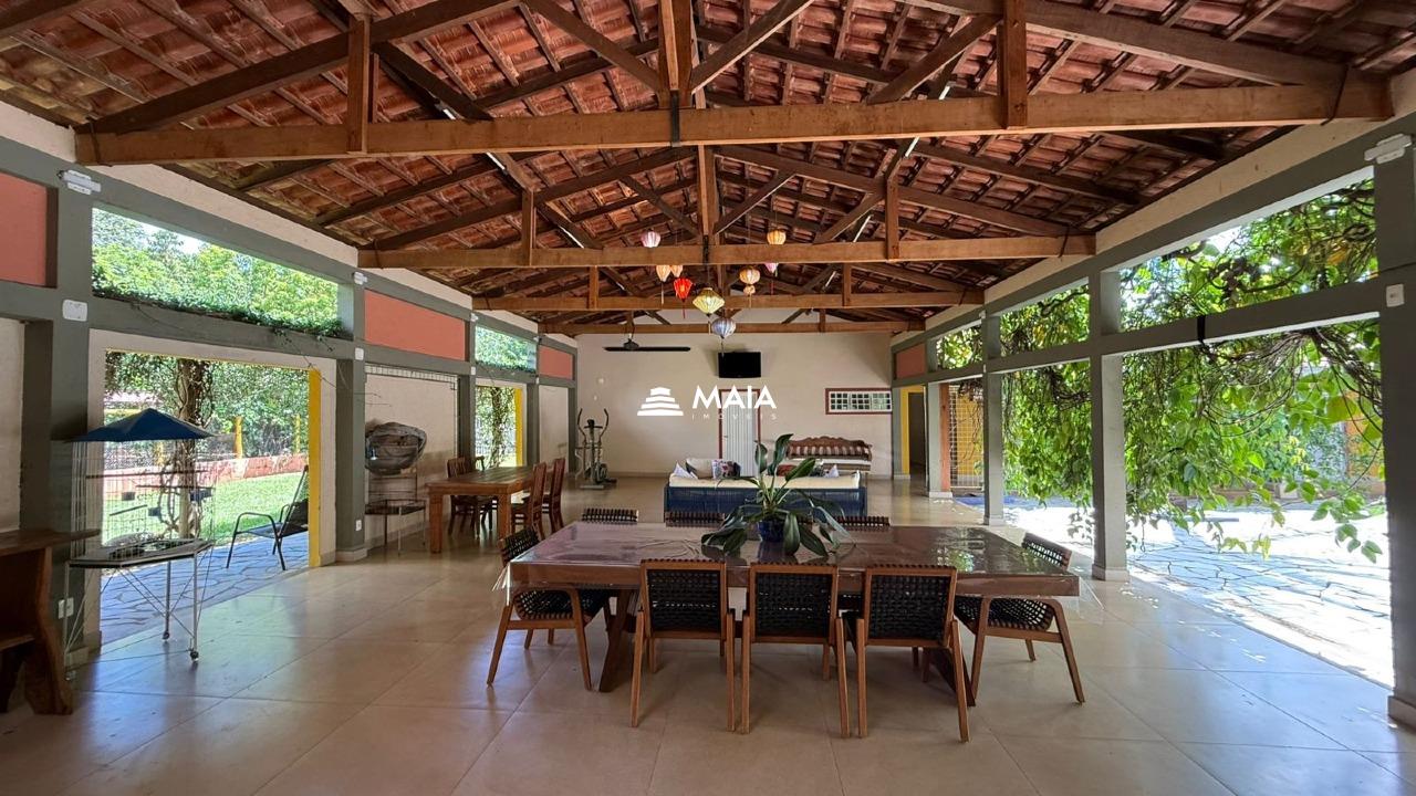 Terreno/Área à venda no Recanto das Flores: 