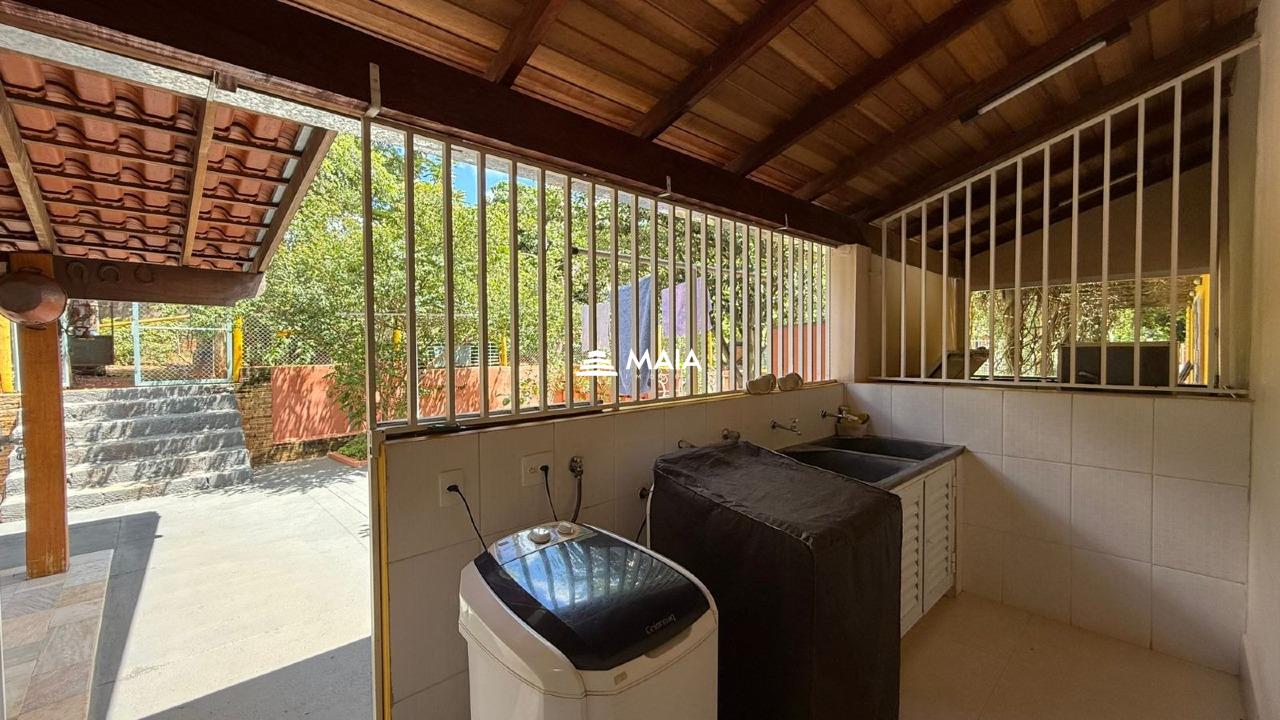 Terreno/Área à venda no Recanto das Flores: 