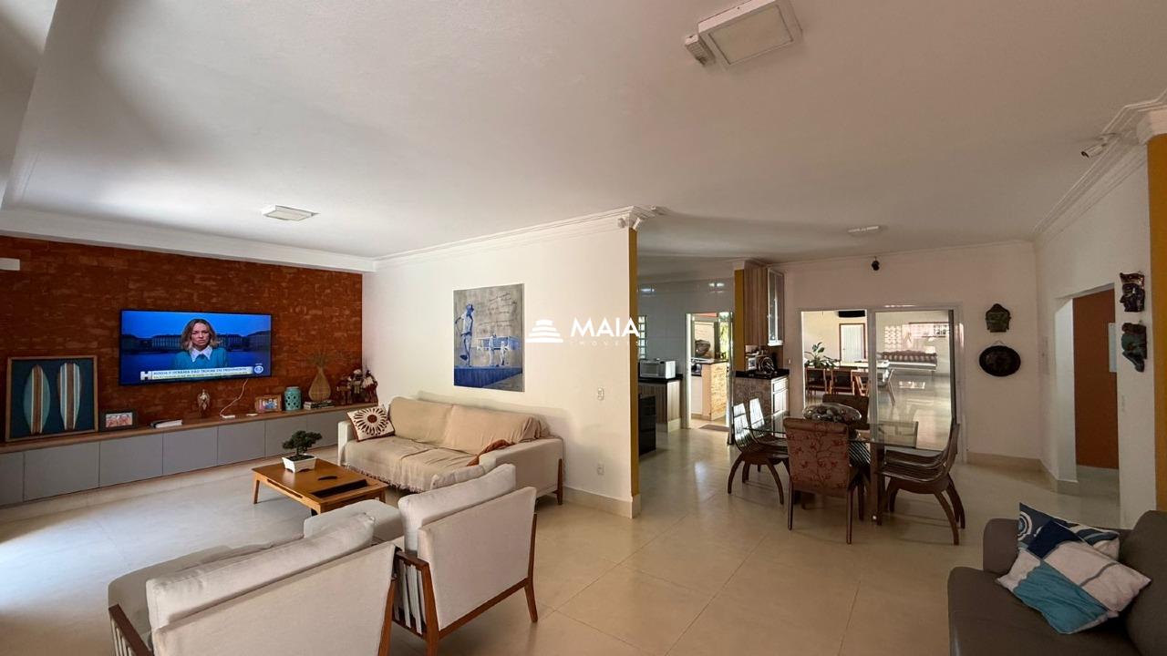 Terreno/Área à venda no Recanto das Flores: 