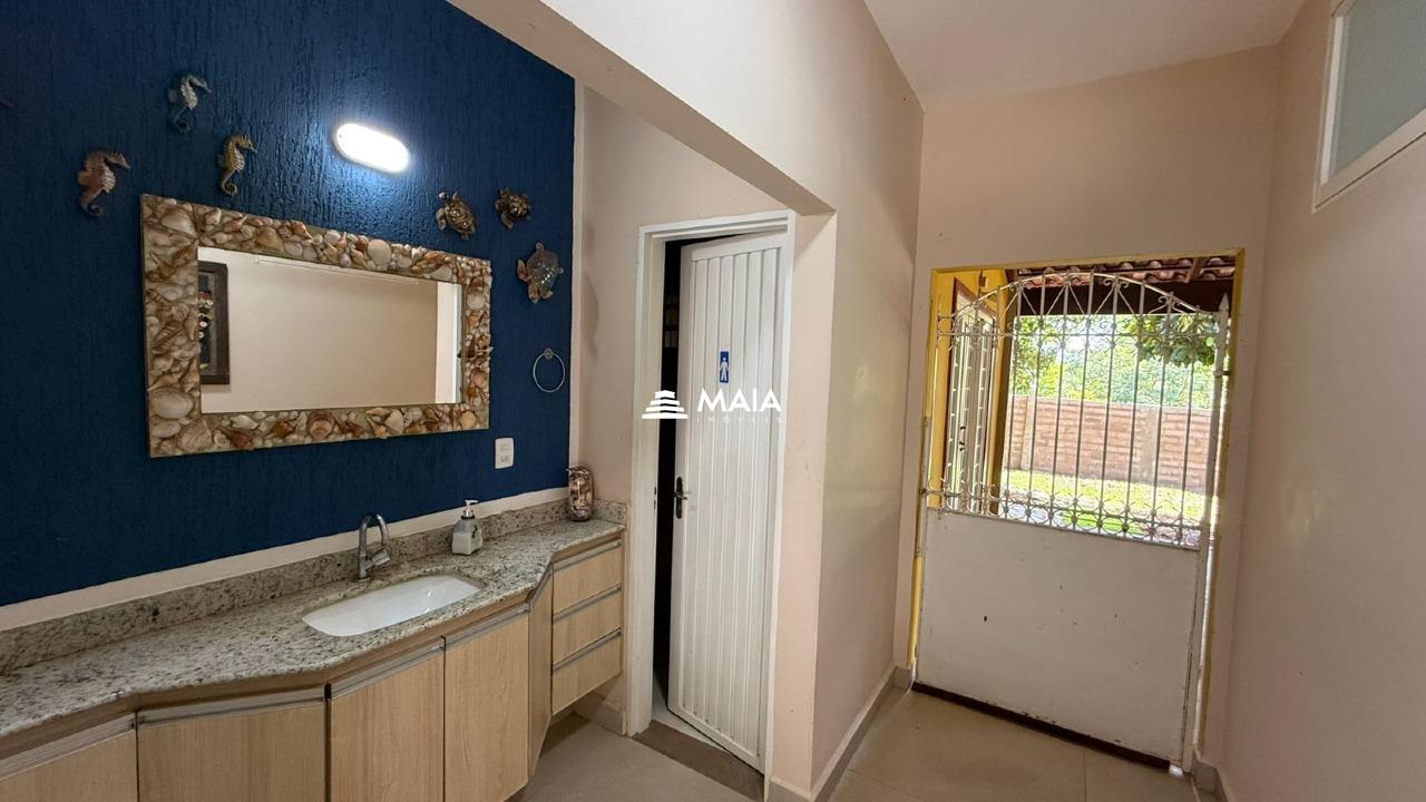 Terreno/Área à venda no Recanto das Flores: 