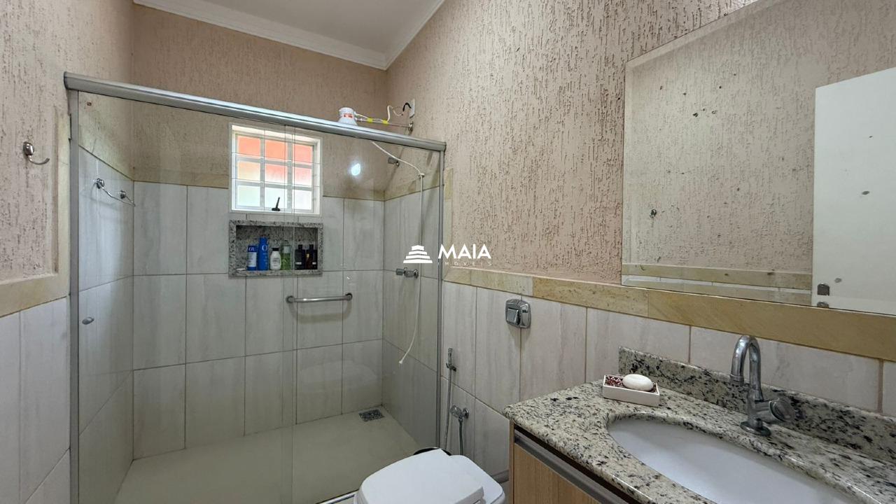 Terreno/Área à venda no Recanto das Flores: 