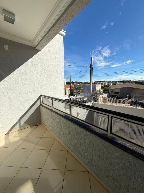 Casa à venda no Mercês: 