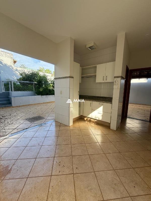 Casa à venda no Mercês: 