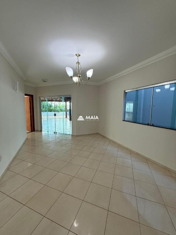 Casa à venda no Mercês: 