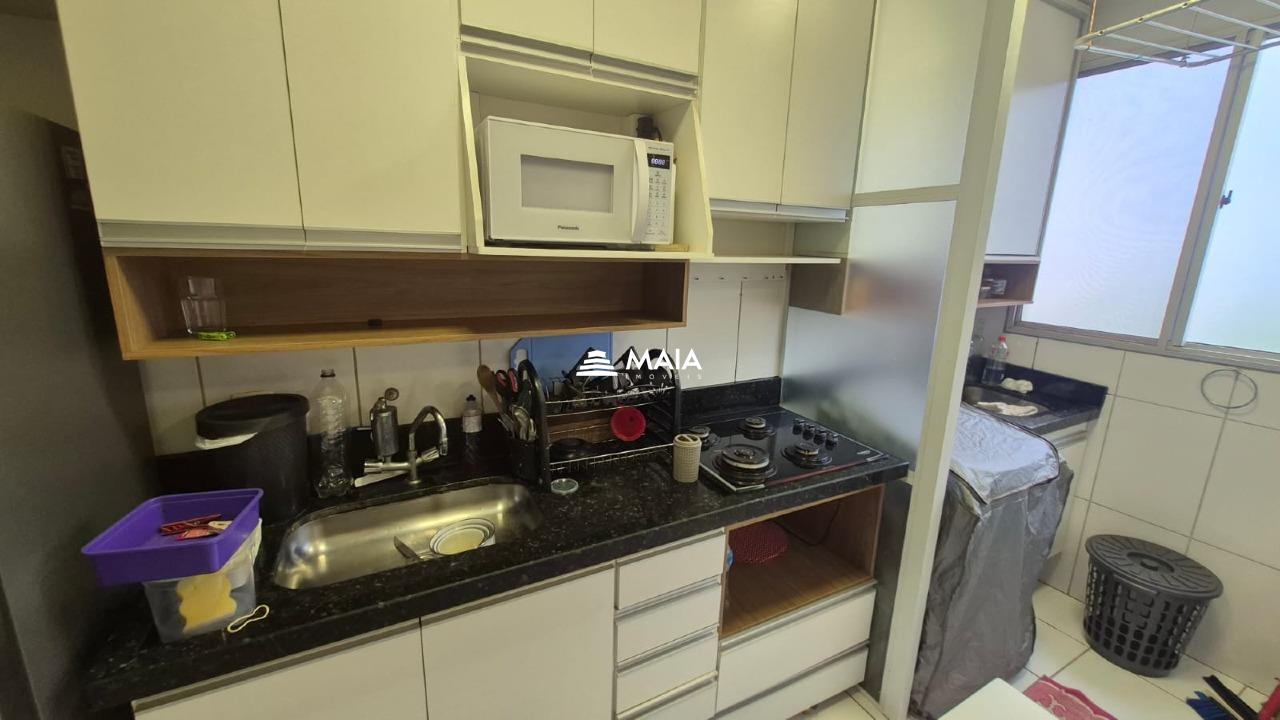 Apartamento à venda no Mercês: 