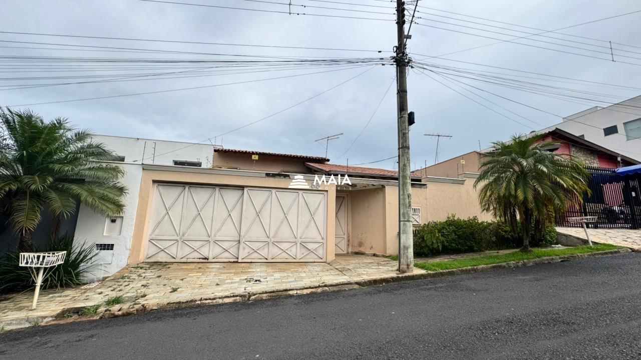 Casa à venda no bairro Jardim São Bento